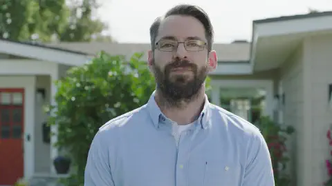 Shift.com – Pile of Cash Commercial